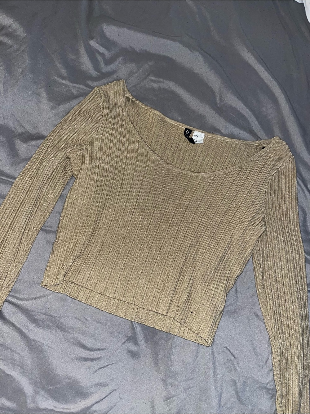 H&M Divided Ribbed Cropped Long Sleeve Top in Beige